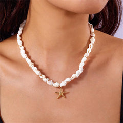 1PC Gold Star-shaped Pendant Necklace, Delicate Ocean Charm Chain, Adjustable Beach Theme Jewelry, Dainty Sea Star Necklaces for Women, Stylish Ocean Inspired Accessory (Golden)