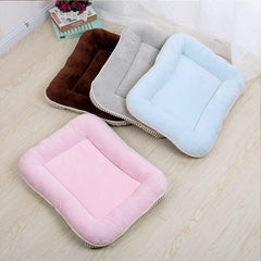 Cozy Pet Bed，Pet mat, Thick Crystal Velvet pet mat, Waterproof Dog pet mat, Washable pet Sofa Bed, Strong and Breathable Soft Sofa, Suitable for Small Puppy and cat Sleeping Bed。