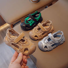 Unisex-Kids Boys Girls Sports Mesh Sandals Closed-Toe Lightweight Outdoor Athletic Hook & Loop Water Shoes